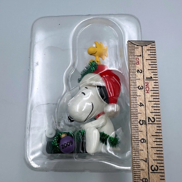 Hallmark Keepsake Ornament 2009 Special Edition Peanuts Once Upon A Holiday - Picture 2 of 5